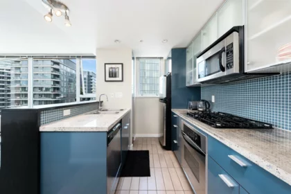 Kitchen Photo of 1606 33 Smithe Street, Vancouver, BC
