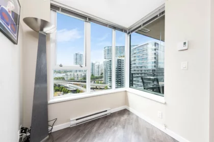 Walk-In Closet Photo of 1606 33 Smithe Street, Vancouver, BC