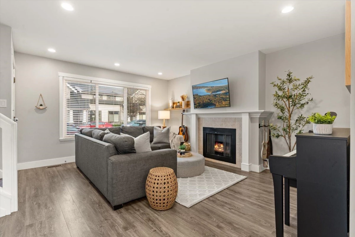 Living Room Photo of 9204 Mcbride Street, Langley, BC