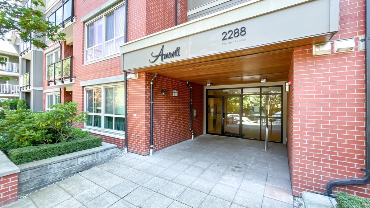 Family Room Photo of 101 2288 Welcher Avenue, Port Coquitlam, BC