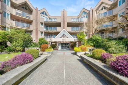 260 8611 Ackroyd Road, Richmond, BC, Richmond — Apartment/Condo for sale