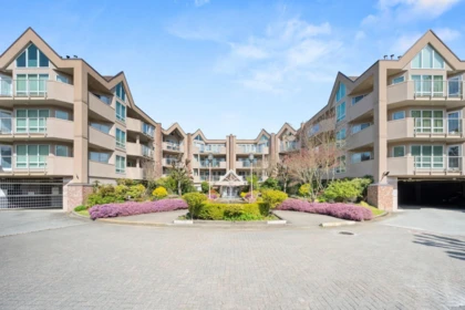 260 8611 Ackroyd Road, Richmond, BC, Richmond — Apartment/Condo for sale