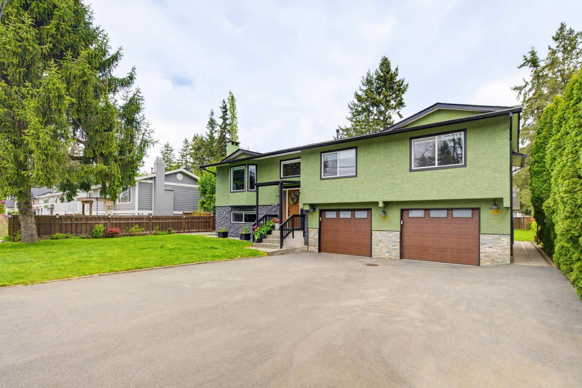 Living Room Photo of 3696 197 Street, Langley, BC