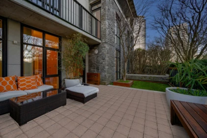 595 Beach Crescent, Vancouver, BC, Vancouver — Townhouse for sale