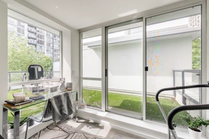 Backyard Photo of 938 Beatty Street, Vancouver, BC