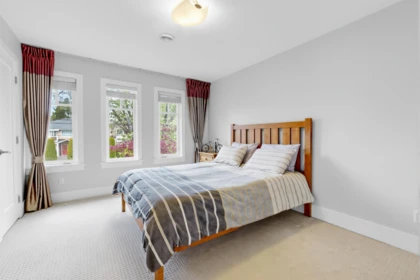 Swimming Pool Photo of 1 2922 W 41st Avenue, Vancouver, BC