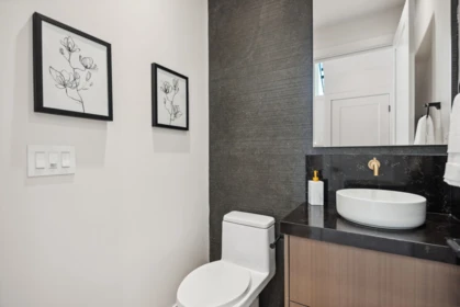 Basement Recreation Room Photo of 2 3620 W 20th Avenue, Vancouver, BC