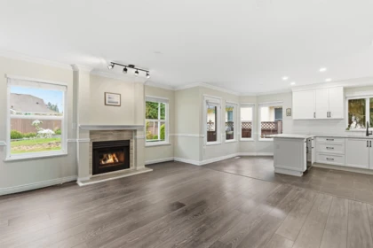 Kitchen Island Photo of 4912 208a Street, Langley, BC