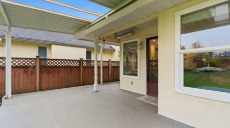 Swimming Pool Photo of 4912 208a Street, Langley, BC