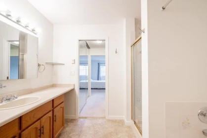 Hallway Photo of 318 22514 116 Avenue, Maple Ridge, BC
