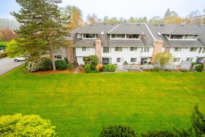 Primary Bedroom Photo of 318 22514 116 Avenue, Maple Ridge, BC