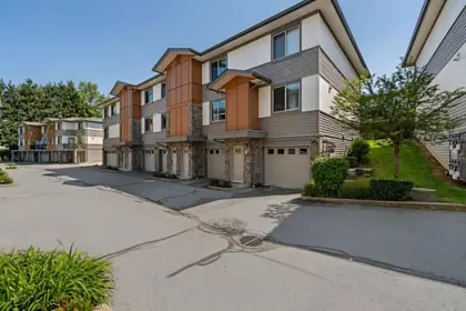 Front Yard Photo of 59 34248 King Road, Abbotsford, BC