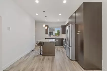 Kitchen Island Photo of 59 34248 King Road, Abbotsford, BC
