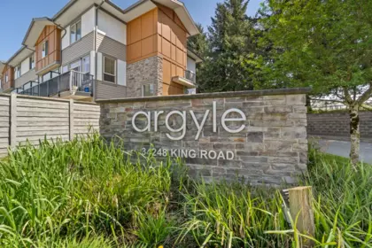 Outdoor Deck Photo of 59 34248 King Road, Abbotsford, BC