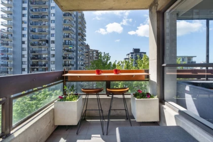Kitchen Island Photo of 902 1165 Burnaby Street, Vancouver, BC