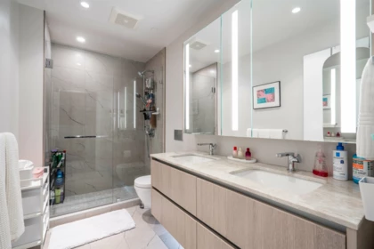 Laundry Room Photo of 2406 1500 Fern Street, North Vancouver, BC