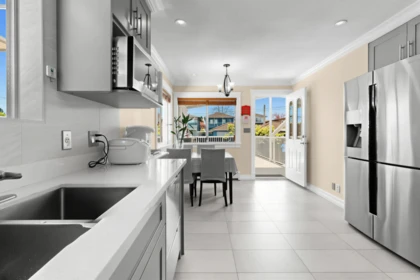 Guest Bathroom Photo of 2166 E 39th Avenue, Vancouver, BC
