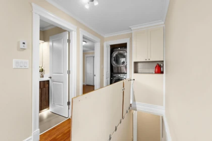 Hallway Photo of 2166 E 39th Avenue, Vancouver, BC