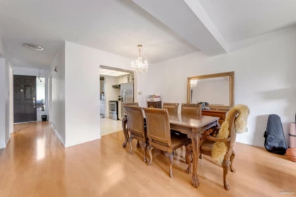 Breakfast Nook Photo of 6884 Bromley Court, Burnaby, BC