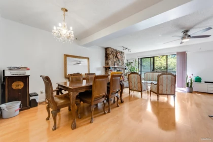 Kitchen Photo of 6884 Bromley Court, Burnaby, BC