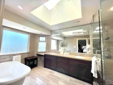 Laundry Room Photo of 1120 W 58th Avenue, Vancouver, BC