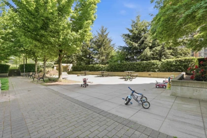 Office / Den Photo of 2605 2232 Douglas Road, Burnaby, BC
