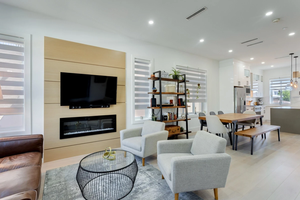Dining Area Photo of 2868 E 49th Avenue, Vancouver, BC