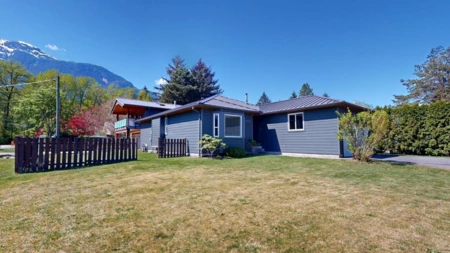 Office / Den Photo of 41613 Cottonwood Road, Squamish, BC
