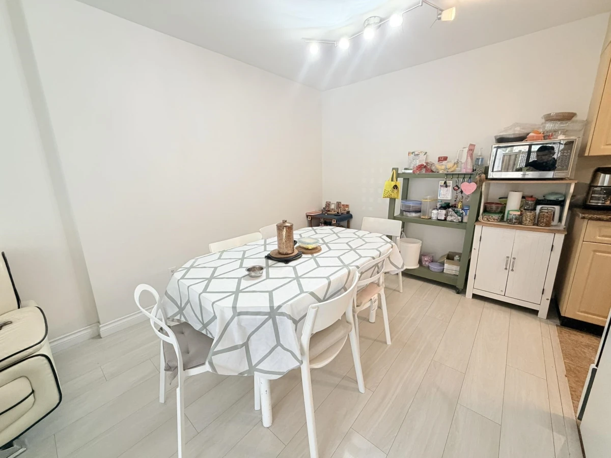Dining Area Photo of 105 5932 Patterson Avenue, Burnaby, BC