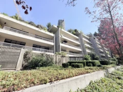 105 5932 Patterson Avenue, Burnaby, BC