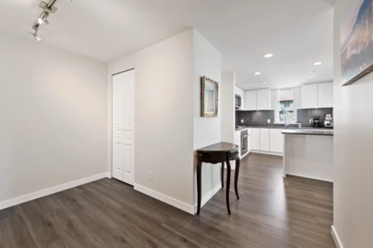 2301 3096 Windsor Gate, Coquitlam, BC, Coquitlam — Apartment/Condo for sale