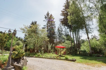 Garden / Landscaping Photo of 5819 Trout Lake Road, Halfmoon Bay, BC