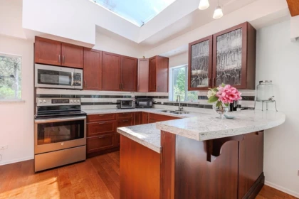 Kitchen Island Photo of 5819 Trout Lake Road, Halfmoon Bay, BC
