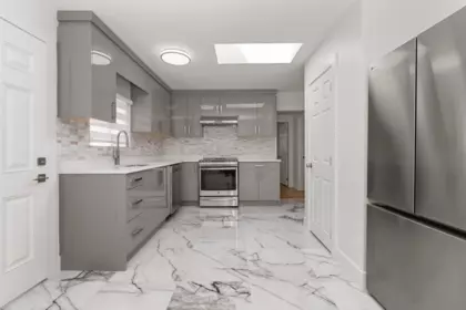 Kitchen Island Photo of 8881 Nowell Street, Chilliwack, BC