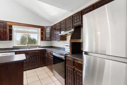Breakfast Nook Photo of 33480 Blueberry Drive, Mission, BC
