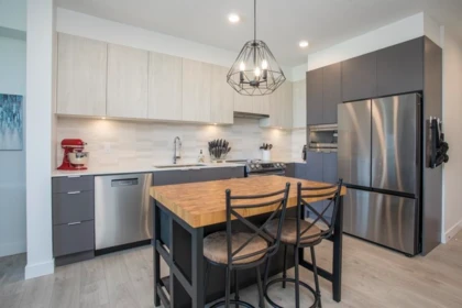 Kitchen Island Photo of 306 2499 Rabbit Drive, Tsawwassen, BC
