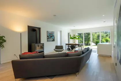 6187 Eagle Drive, Whistler, BC, Whistler — Single Family Residence for sale