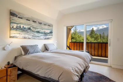 Guest Bathroom Photo of 6187 Eagle Drive, Whistler, BC