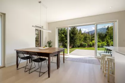 Kitchen Island Photo of 6187 Eagle Drive, Whistler, BC