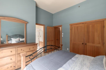Guest Bathroom Photo of 32 2250 Nordic Drive, Whistler, BC