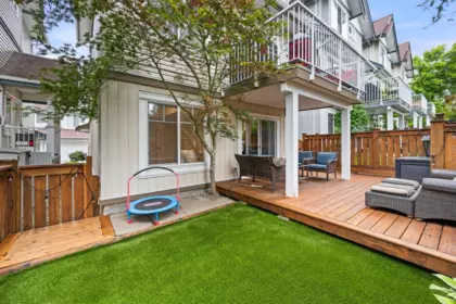 Hot Tub / Spa Photo of 4 20582 67 Avenue, Langley, BC