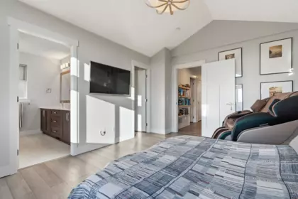 Entry Foyer Photo of 2107 165b Street, Surrey, BC