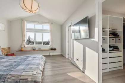Hallway Photo of 2107 165b Street, Surrey, BC