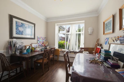 Entry Foyer Photo of 10485 168a Street, Surrey, BC