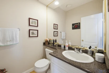 Laundry Room Photo of 10485 168a Street, Surrey, BC