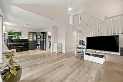 Kitchen Island Photo of 16 3471 Regina Avenue, Richmond, BC