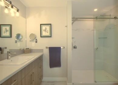 Guest Bathroom Photo of 23 3055 Trafalgar Street, Abbotsford, BC