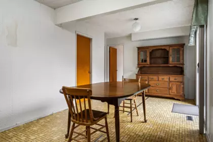 Basement Recreation Room Photo of 47123 First Avenue, Chilliwack, BC