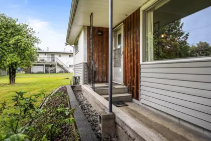 Breakfast Nook Photo of 47123 First Avenue, Chilliwack, BC