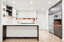 218 9250 University High Street, Burnaby, BC